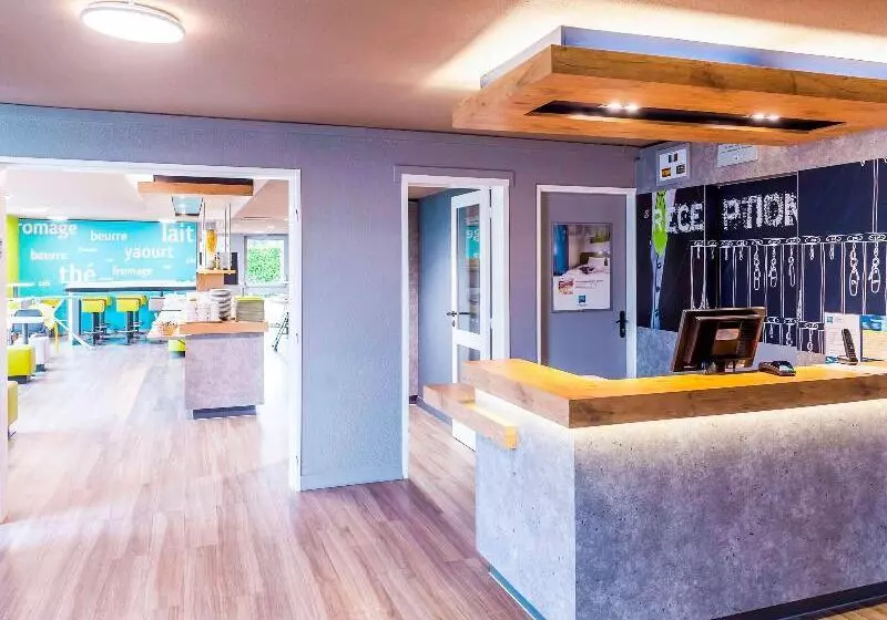 ホテル Ibis Budget Rennes Chantepie   Hôtel Rénové