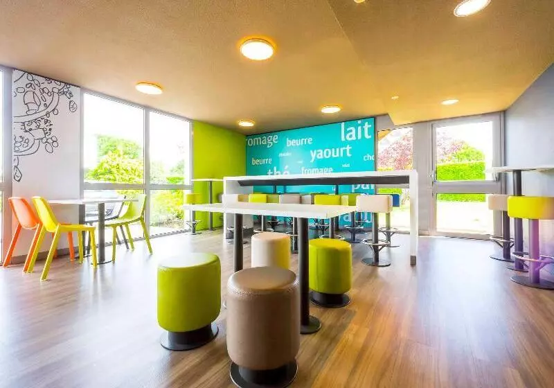 ホテル Ibis Budget Rennes Chantepie   Hôtel Rénové
