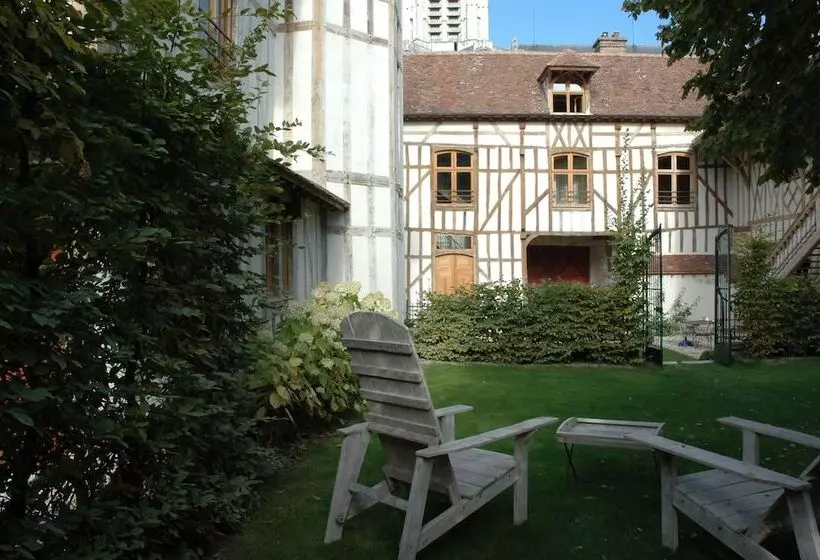 ホテル La Maison De Rhodes Hôtel & Spa