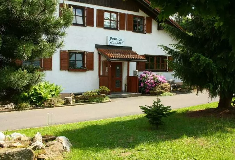 ホテル Pension Grünhaid