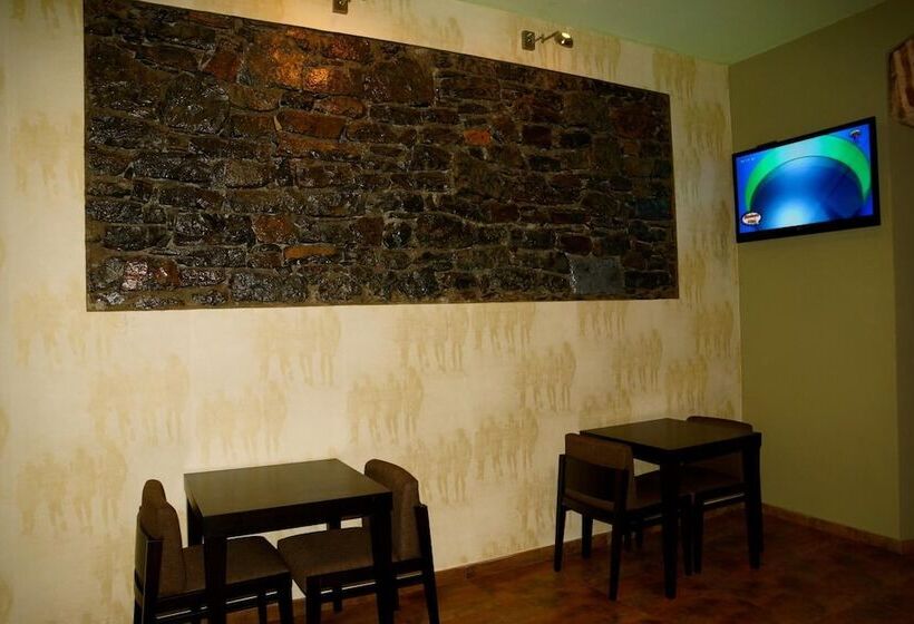 هتل Praia Confort