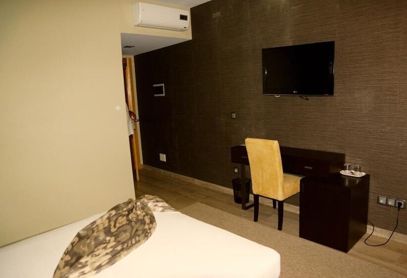 هتل Praia Confort