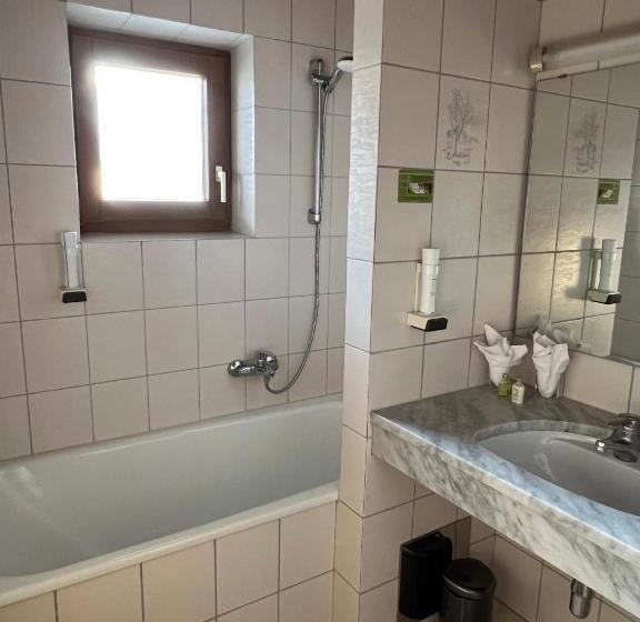 בית מלון כפרי The Alpine Palace New Balance Luxus Resort