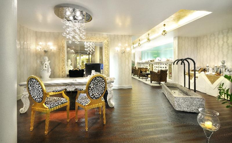 בית מלון כפרי The Alpine Palace New Balance Luxus Resort