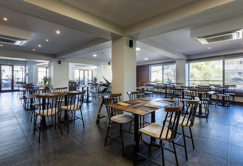 هتل White Olive Premium Laganas