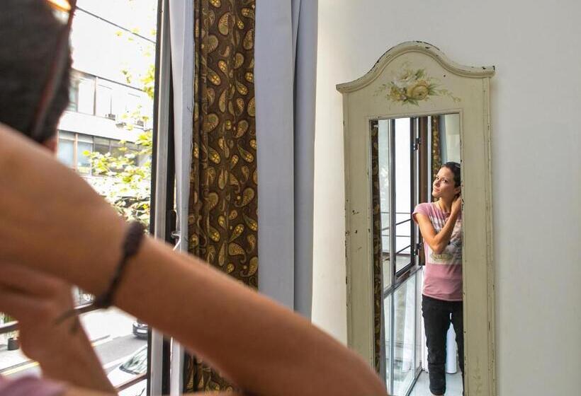 Pars Tailor S Hostel