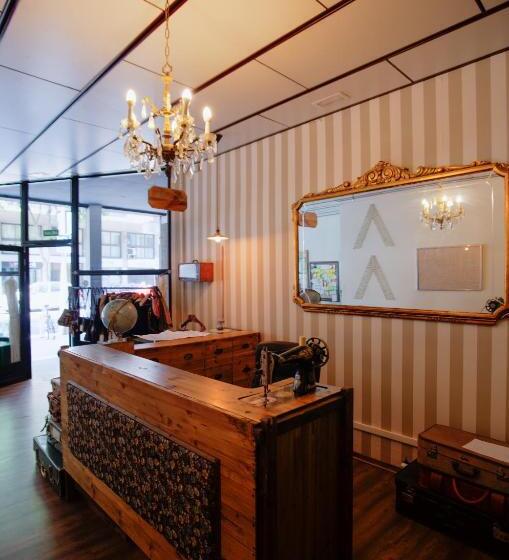 Pars Tailor S Hostel