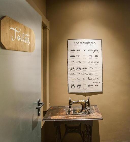 Pars Tailor S Hostel