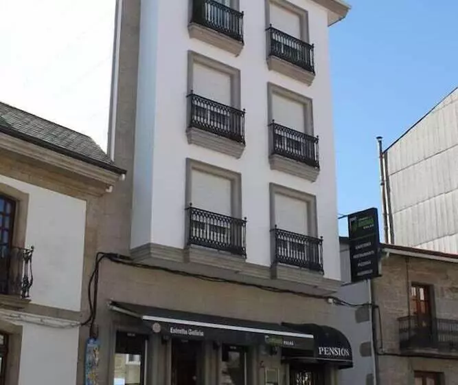 ペンション Arenas Palas