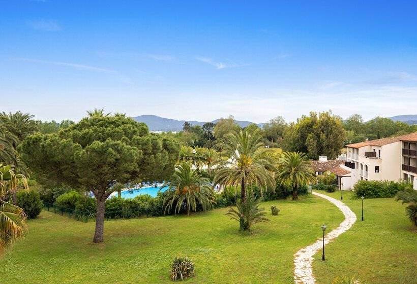 Sowell Family Port Grimaud