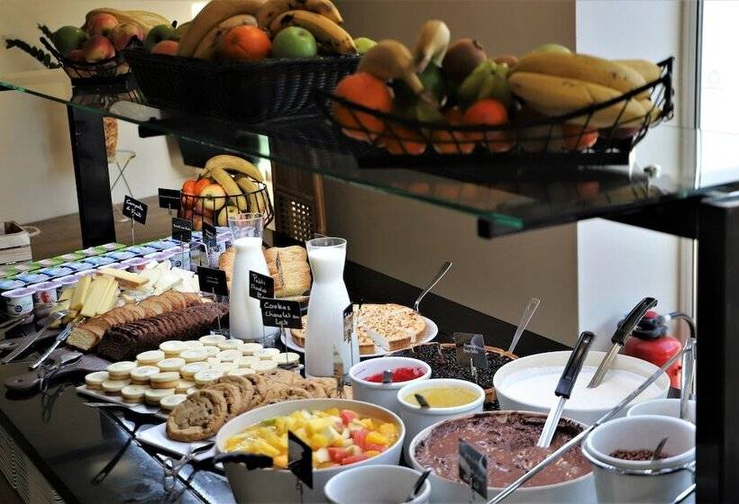 Sowell Family Port Grimaud