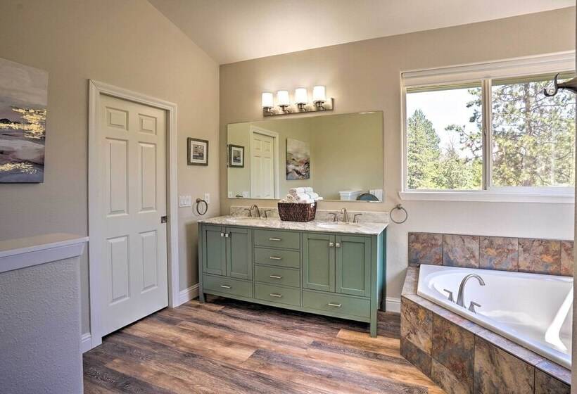 10 Acre Bend Home < 4 Mi To Old Mill District