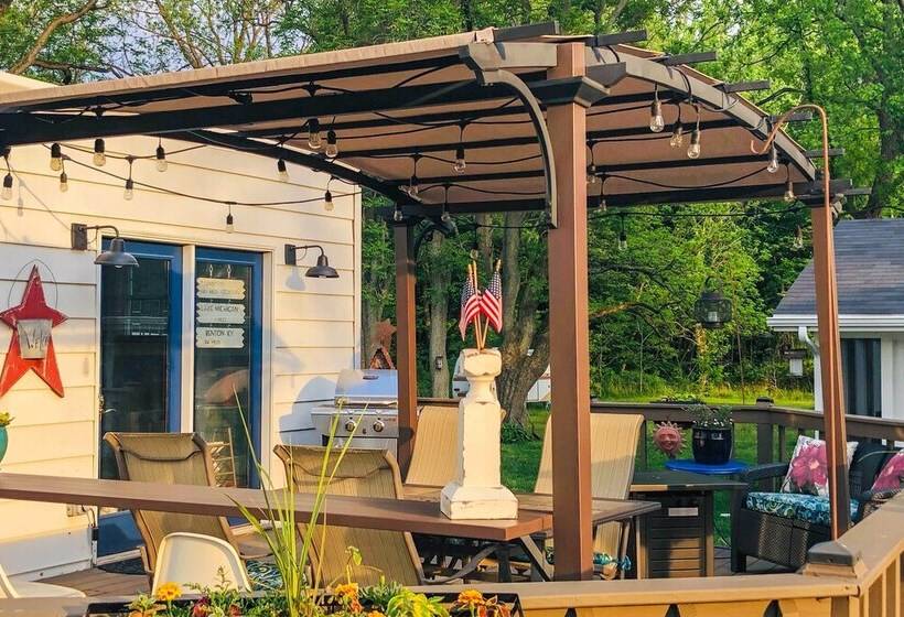 1940s Farm Cottage W/ Fire Pit, 4 Mi To Lake