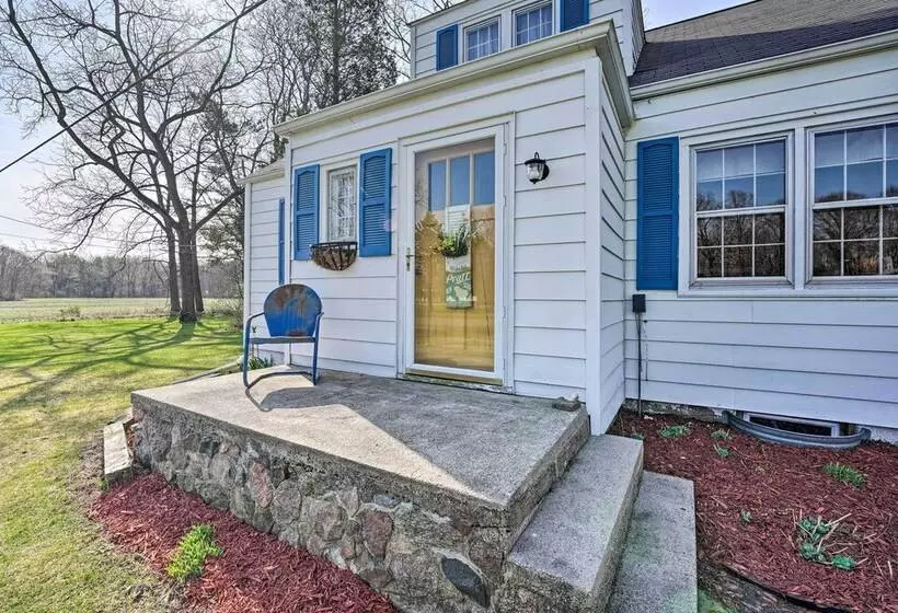 1940s Farm Cottage W/ Fire Pit, 4 Mi To Lake