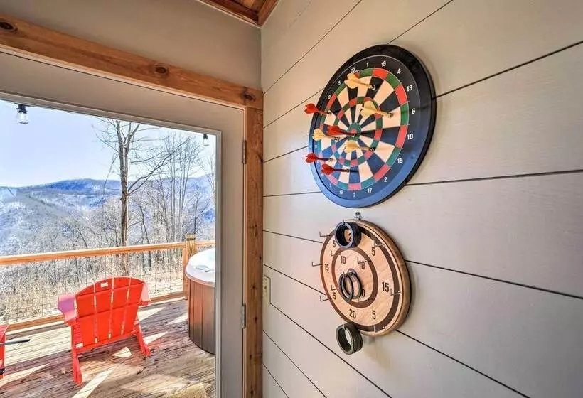 Blue Sky Cottage:  Romantic Retreat W/ Mtn Views!