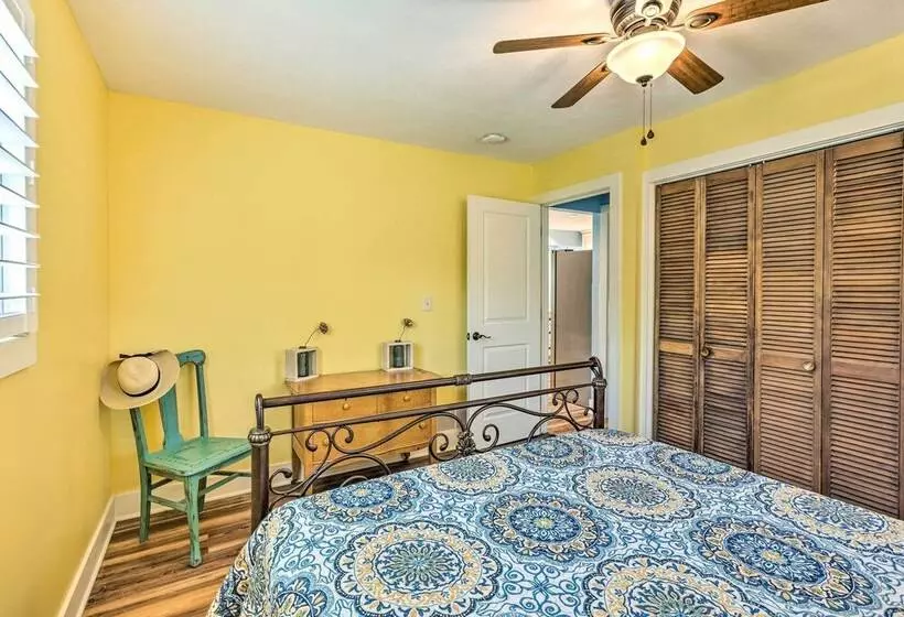 Breezy Silver Lake Getaway: Fishing Dock, Grill!