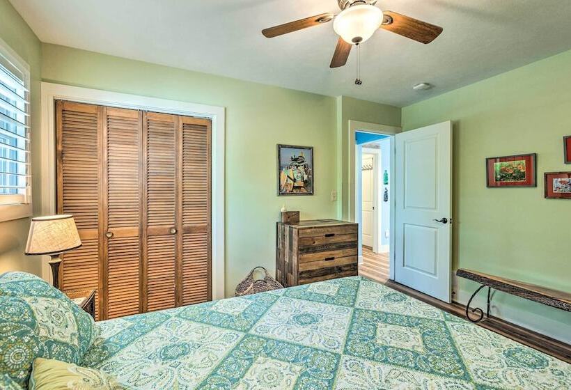 Breezy Silver Lake Getaway: Fishing Dock, Grill!