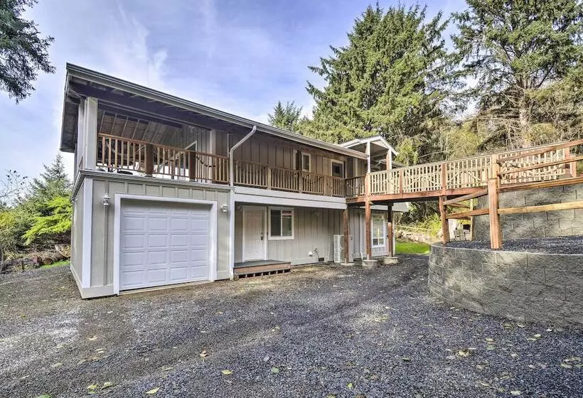 Coastal Washington Getaway: Walk To Beach!