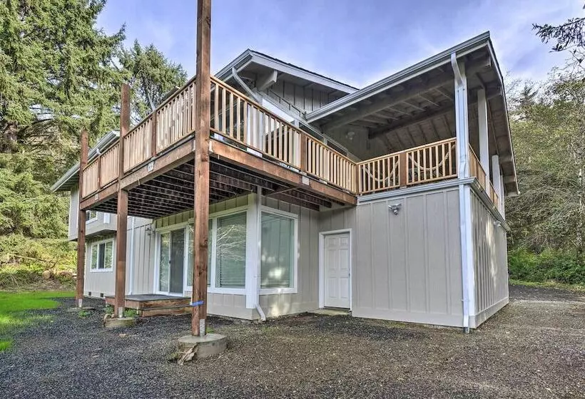 Coastal Washington Getaway: Walk To Beach!