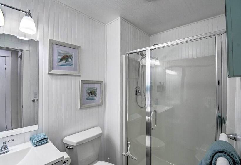 Coastal Washington Getaway: Walk To Beach!