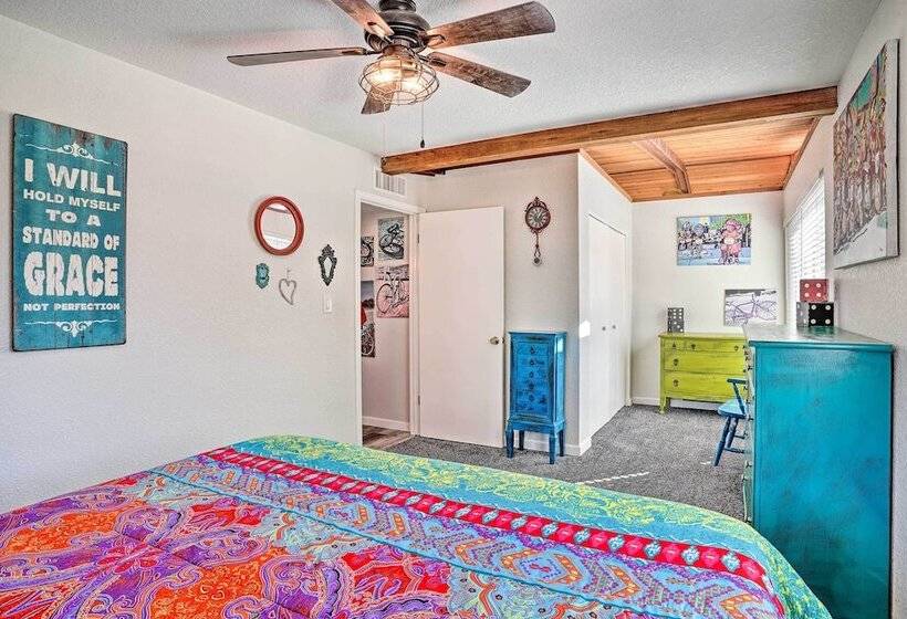 Colorful Cottonwood Home: Walk To Verde River!