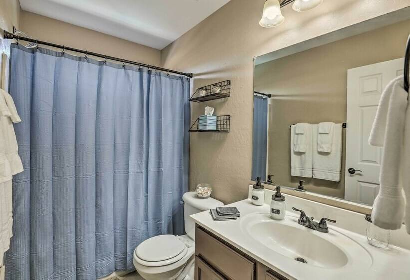 Dreamy El Mirage Oasis < 12 Mi To Golf & Hike