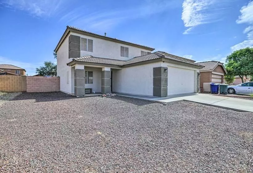 Dreamy El Mirage Oasis < 12 Mi To Golf & Hike