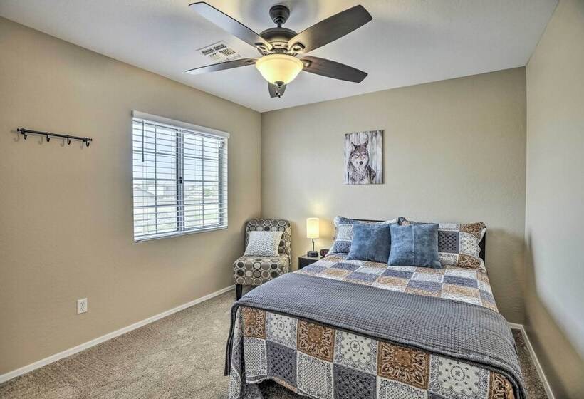 Dreamy El Mirage Oasis < 12 Mi To Golf & Hike