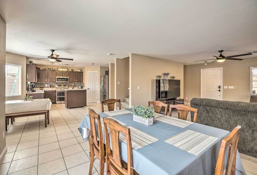 Dreamy El Mirage Oasis < 12 Mi To Golf & Hike