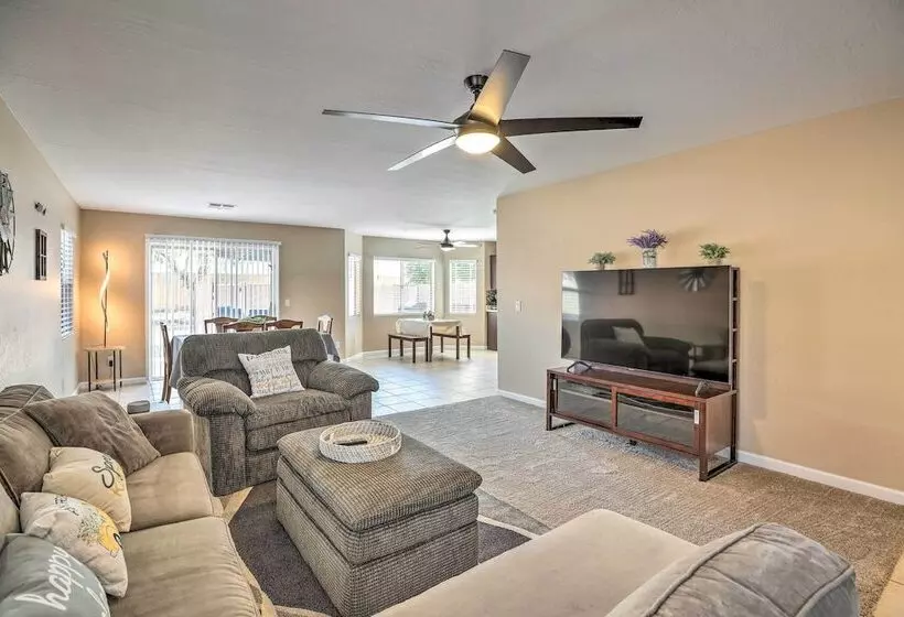 Dreamy El Mirage Oasis < 12 Mi To Golf & Hike