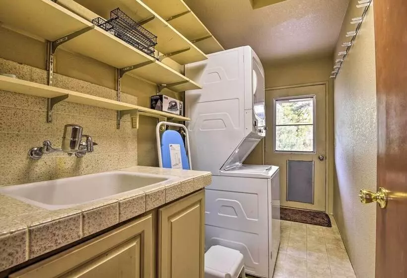 Family Friendly Pine Mountain Club Hideaway!