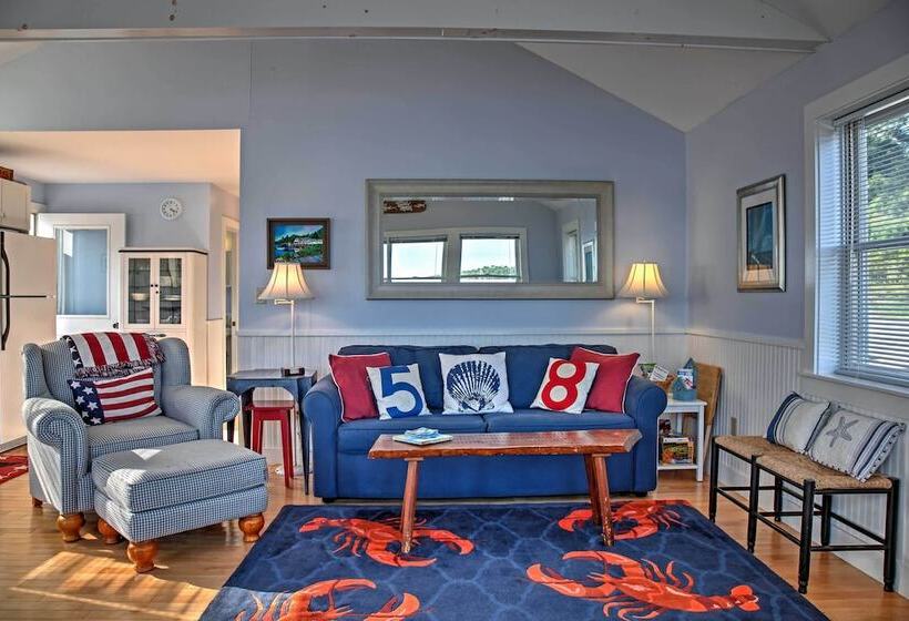 Heron Cottage On Casco Bay W/ Deck & Boat Dock!