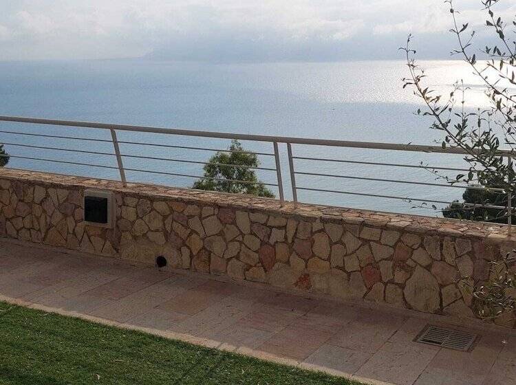 בית מלון כפרי Belvedere Resort 4 Stelle