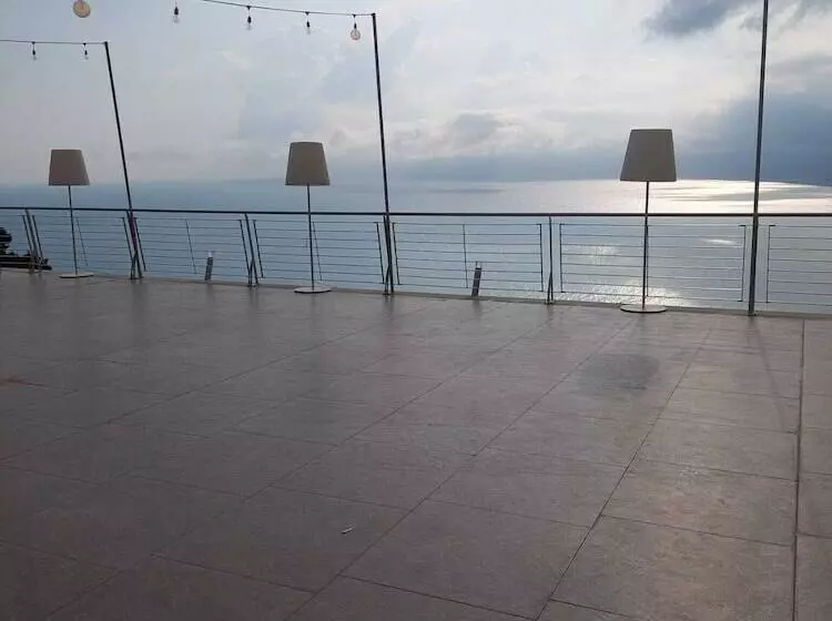 Hotelli Belvedere Resort 4 Stelle