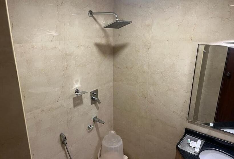 酒店 City Tower Chennai Central