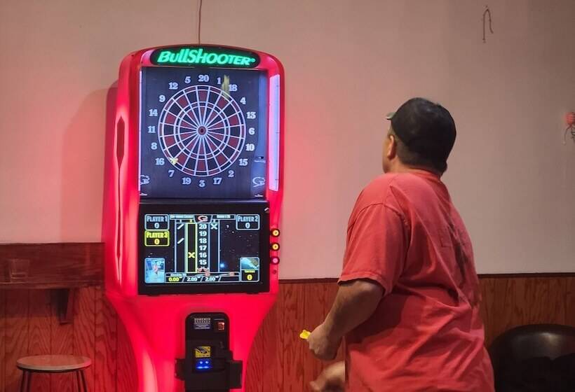 Отель Delta Queen Lodge Bar Restaurant