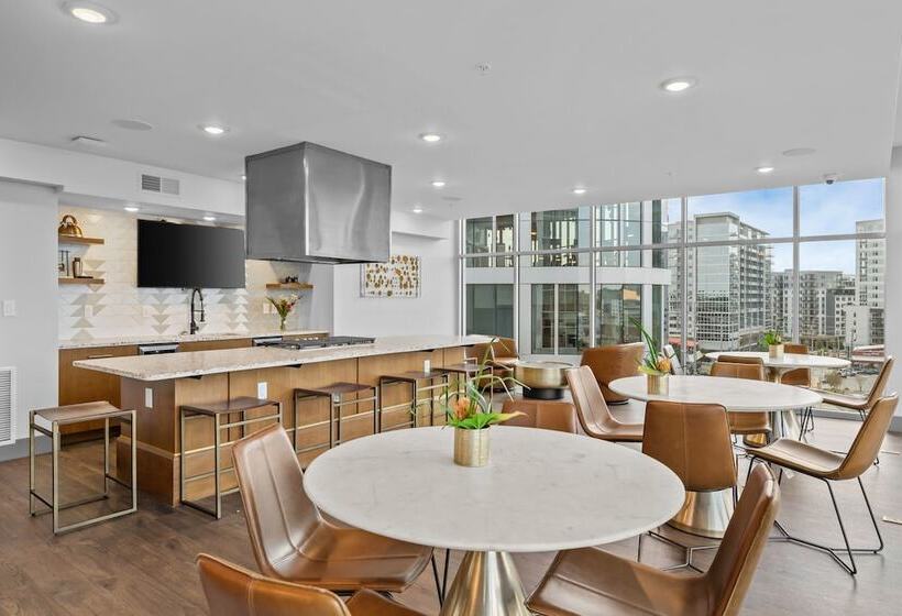 ホテル The Malibu Suite Penthouse The Gulch