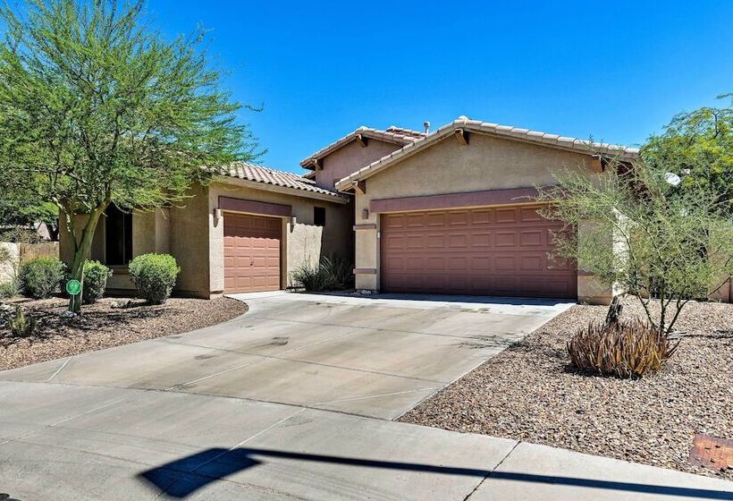 Goodyear Home W/ Covered Patio & Gas Grill