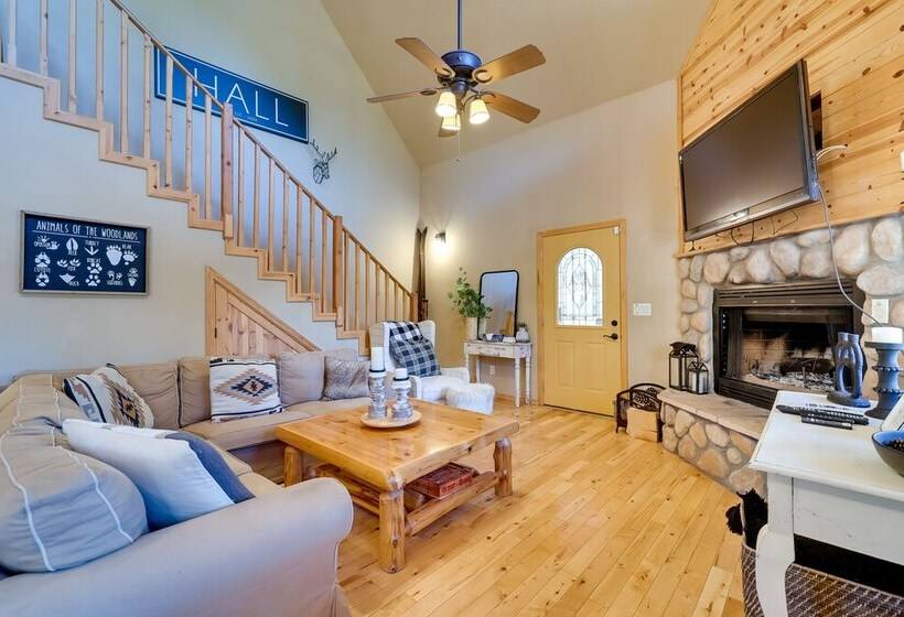 Dog Friendly Nutrioso Cabin W/ Wraparound Porch!