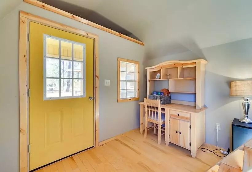 Dog Friendly Nutrioso Cabin W/ Wraparound Porch!