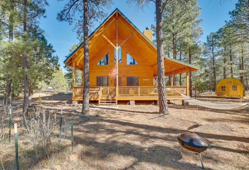 Dog Friendly Nutrioso Cabin W/ Wraparound Porch!