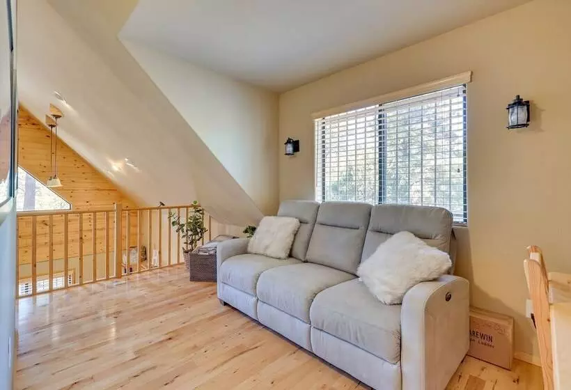 Dog Friendly Nutrioso Cabin W/ Wraparound Porch!