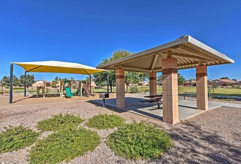 Inviting Surprise Home W/ Private Pool, Near Golf!