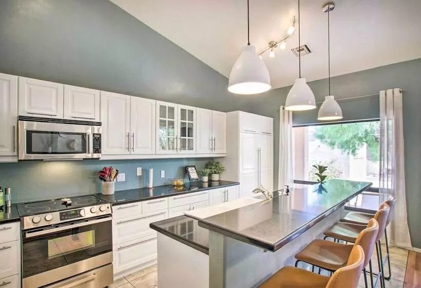 Pet Friendly Gold Canyon Home W/ Private Pool!
