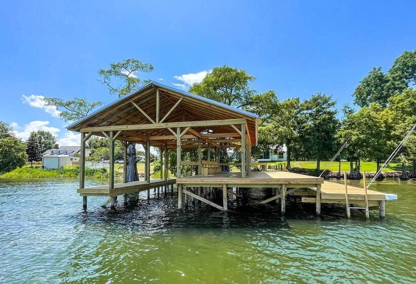 Modern Lake House On Lake Bruin: Pier & Boat Slip!