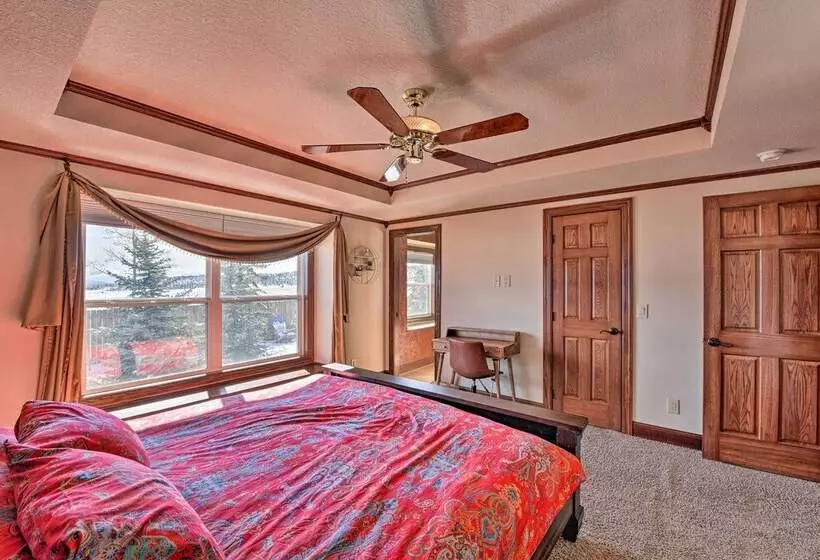 Nathrop Escape W/ Grill: 2 Mi To Hot Springs!