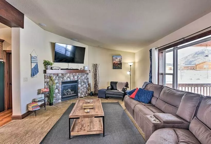 Nathrop Escape W/ Grill: 2 Mi To Hot Springs!