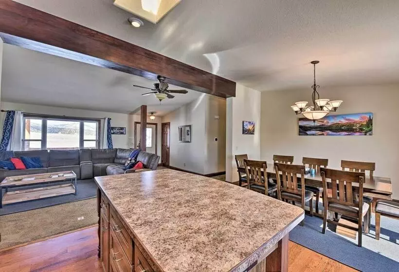 Nathrop Escape W/ Grill: 2 Mi To Hot Springs!