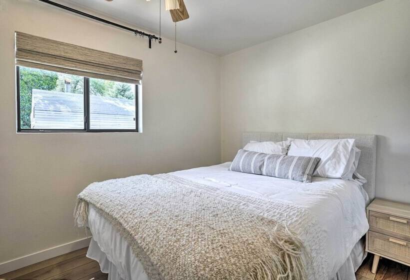 Convenient Prescott Home: Close To Hiking & Dtwn!