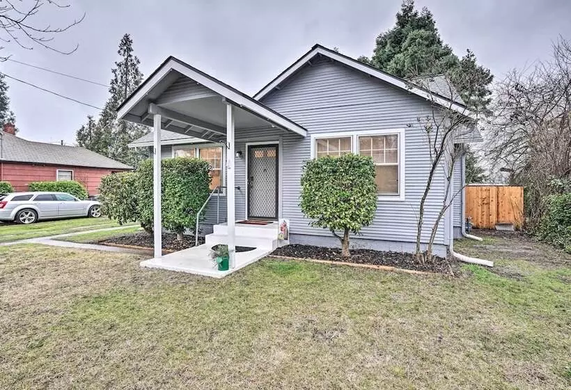 Quigley S River Pass Cottage W/ Private Deck!